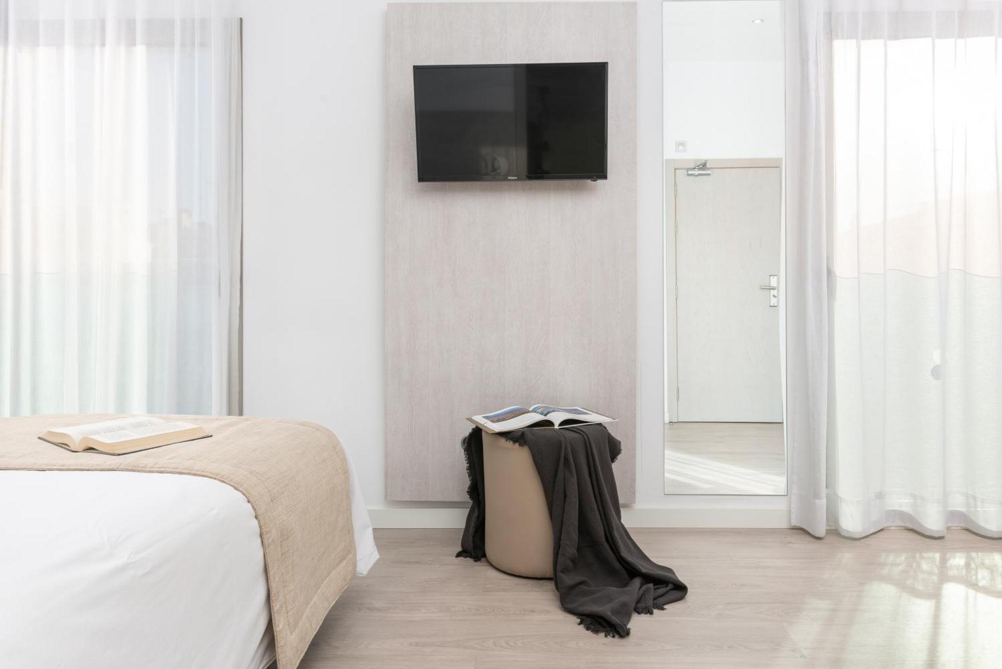 Llaut Boutique Hotel (Adults Only) Can Picafort  Δωμάτιο φωτογραφία